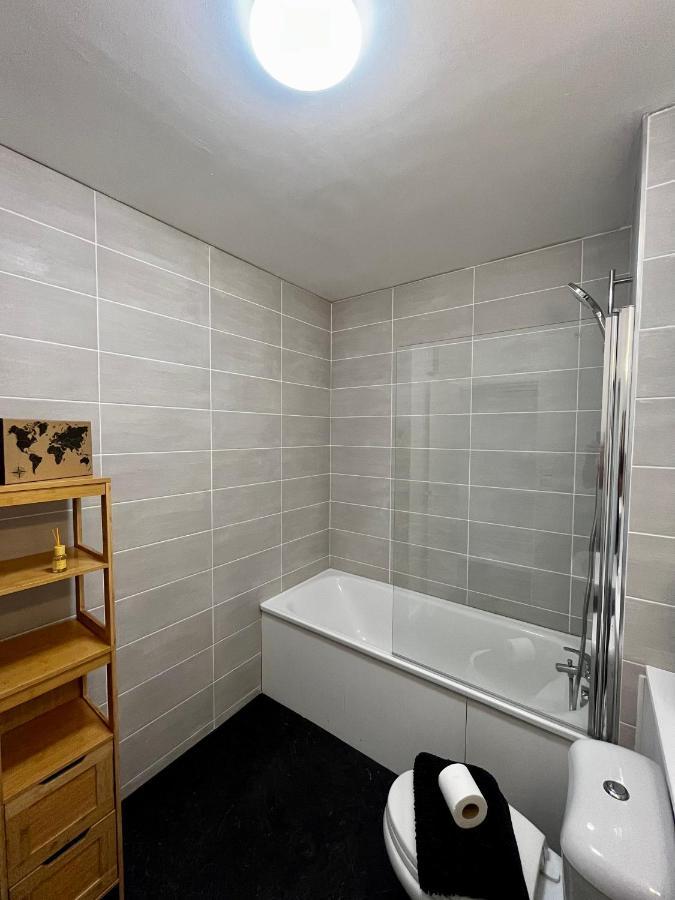 רן Superbe Appartement Confortable, Proche Centre Ville מראה חיצוני תמונה