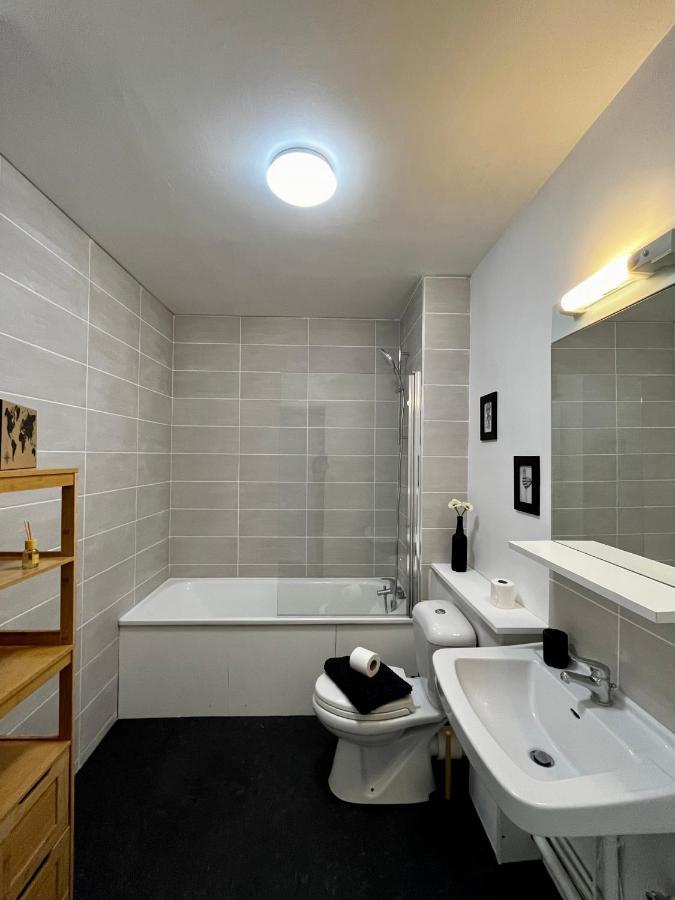 רן Superbe Appartement Confortable, Proche Centre Ville מראה חיצוני תמונה