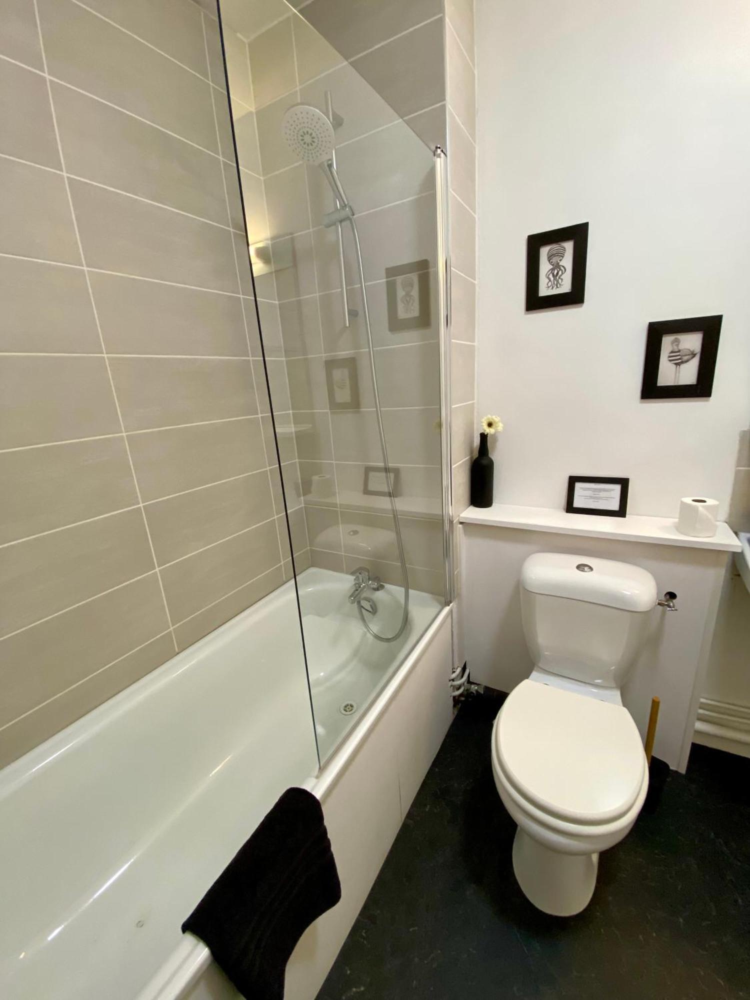 רן Superbe Appartement Confortable, Proche Centre Ville מראה חיצוני תמונה
